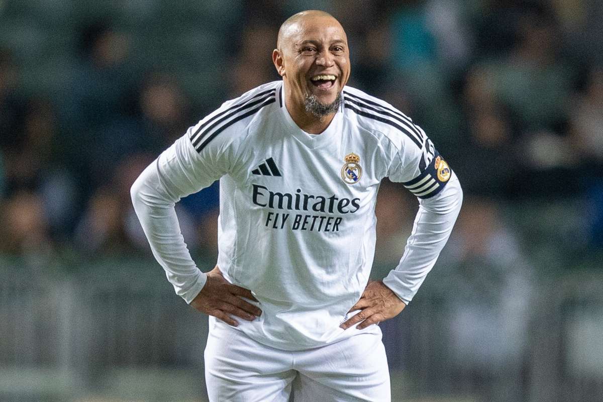 carlos baez carvajal – Roberto Carlos, tras ser intervenido: "No hay motivo para preocupaciones"